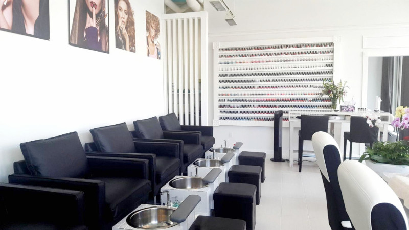 Careers Phi Beauty Bar